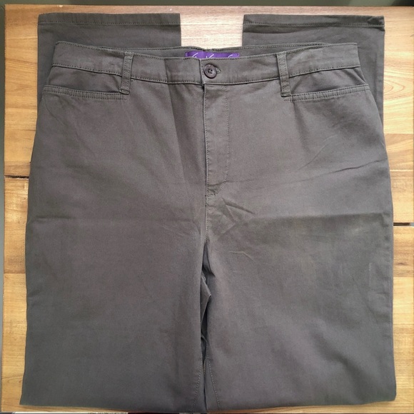 Gloria Vanderbilt Amanda Olive Green Cotton Straight Leg Trouser - Picture 4 of 10